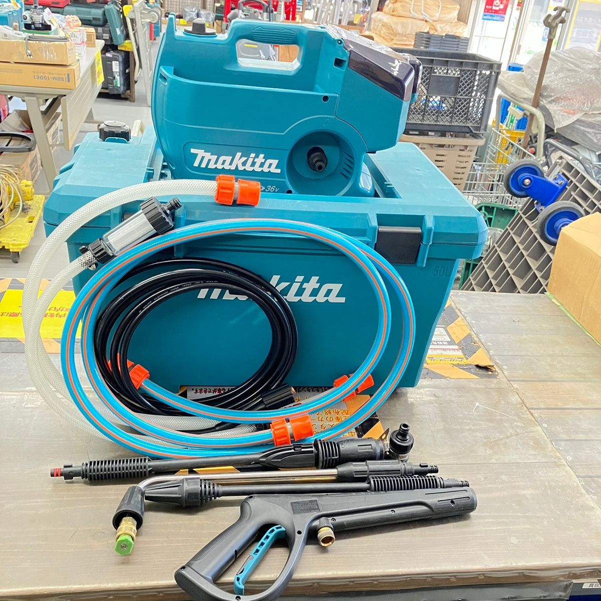 マキタ makita 18V 18V 36V コードレス高圧洗浄機 MHW080DZK 【戸田店】