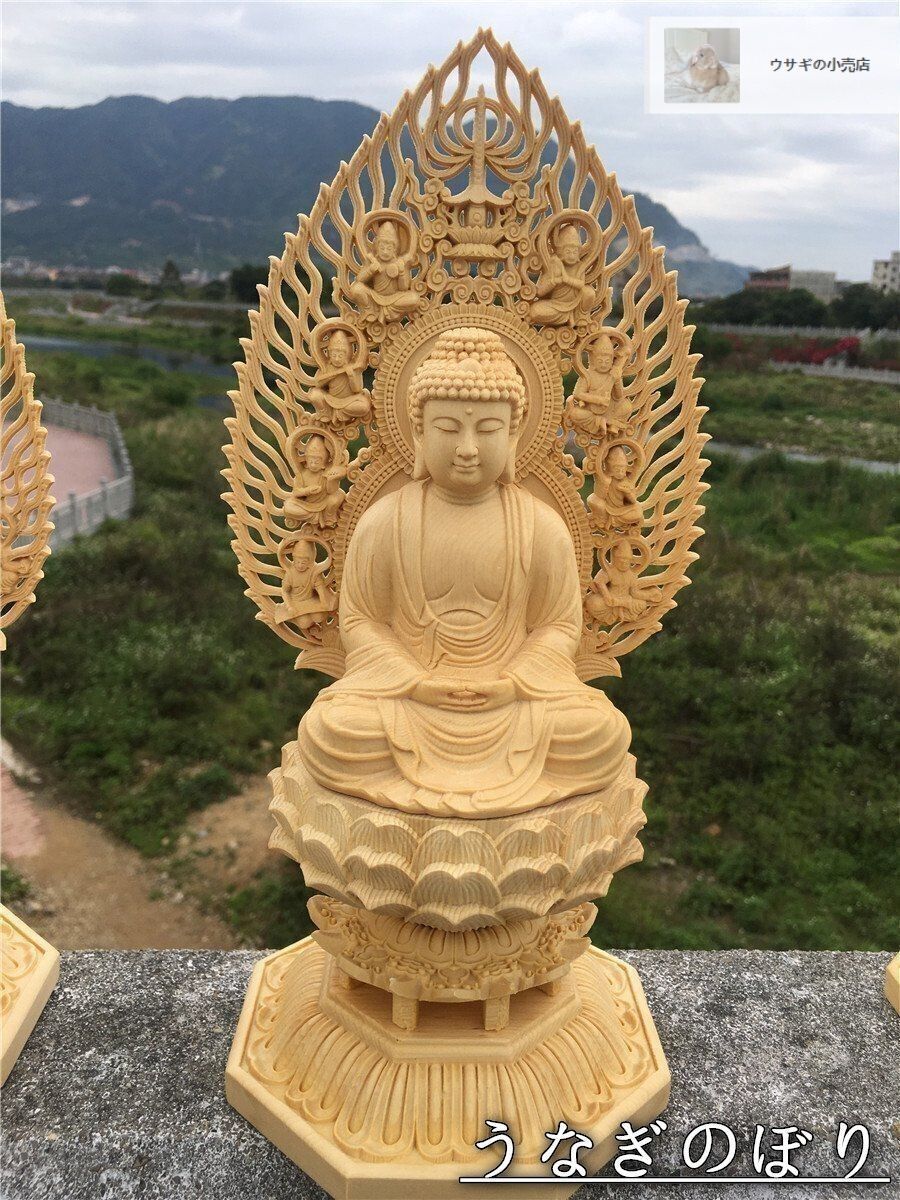 精密細工 木彫仏像