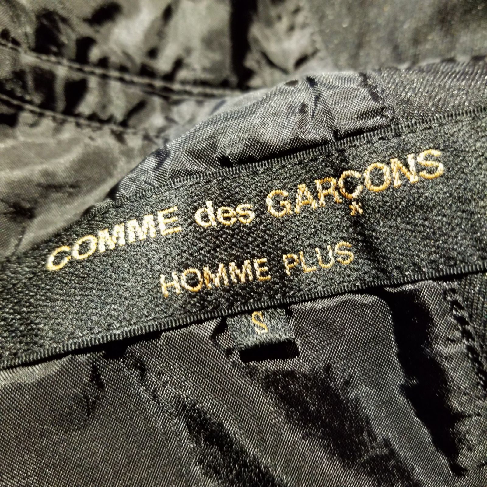 COMME des GARCONS HOMME PLUS AD2019 ポリ縮 4Bジャケット 定番 