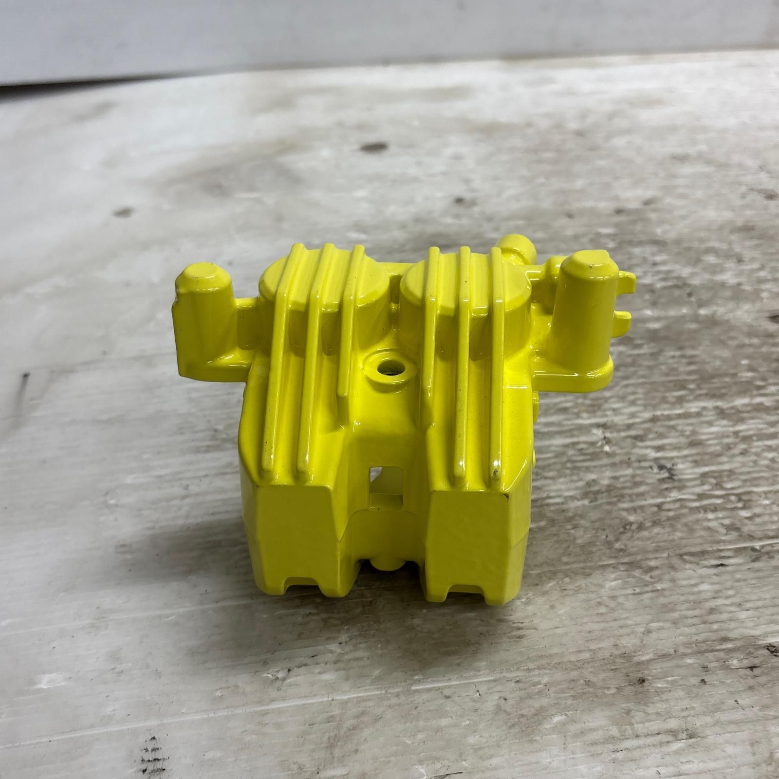 リアキャリパー