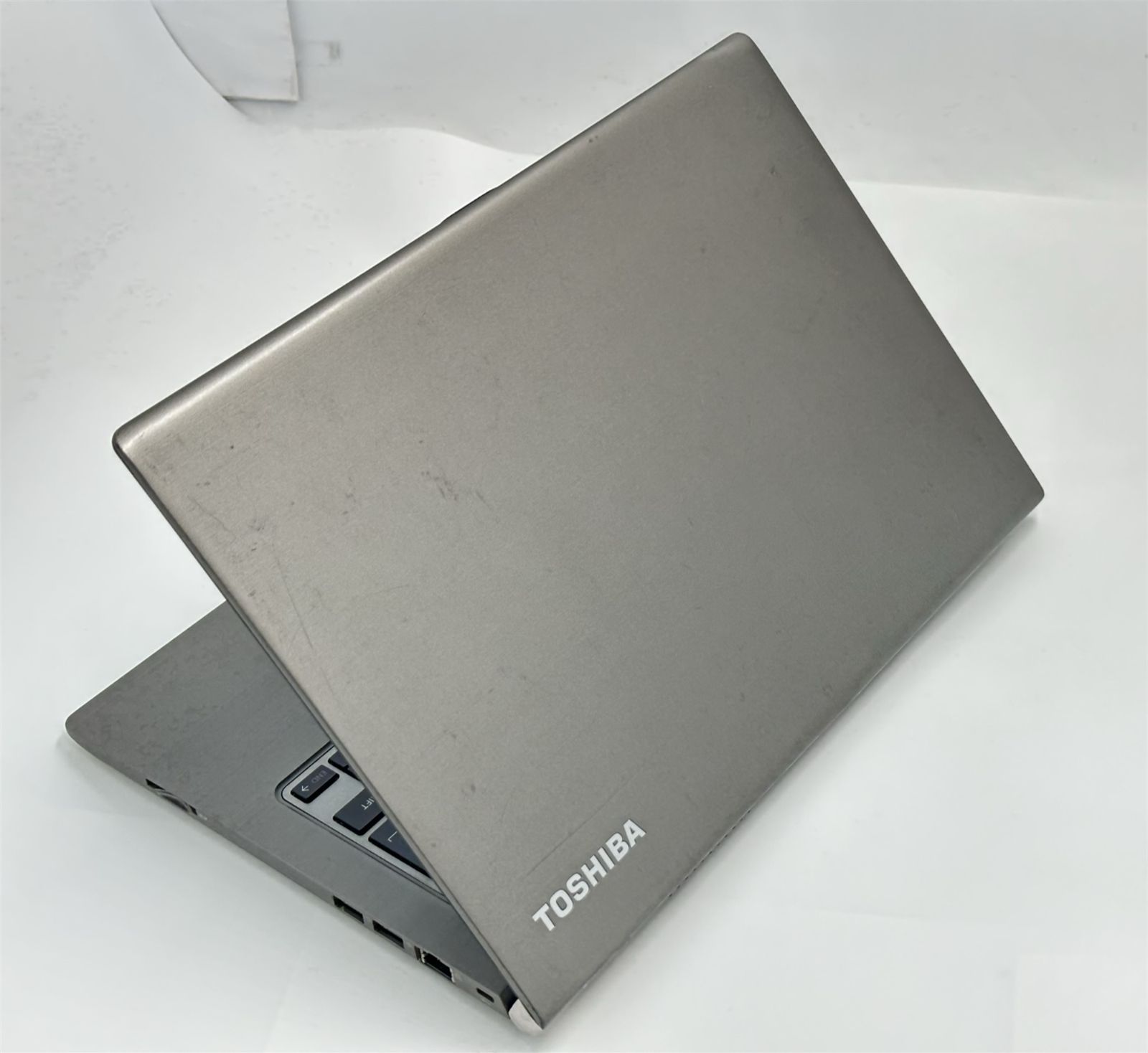 送料無料 保証付 高速SSD 13.3型 軽量 薄型 ノートパソコン 東芝 R63/P
