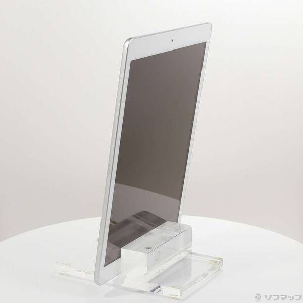 〔 品〕 iPad 第8世代 32GB シルバー MYLA2LL A Wi-Fi 295