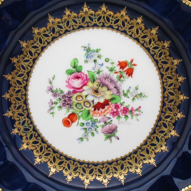  Worcester - ロイヤルウースター　ピンクの薔薇　グリーンと金彩 イギリス ROYAL WORCESTER(ロイヤルウースター) コーヒーカップ