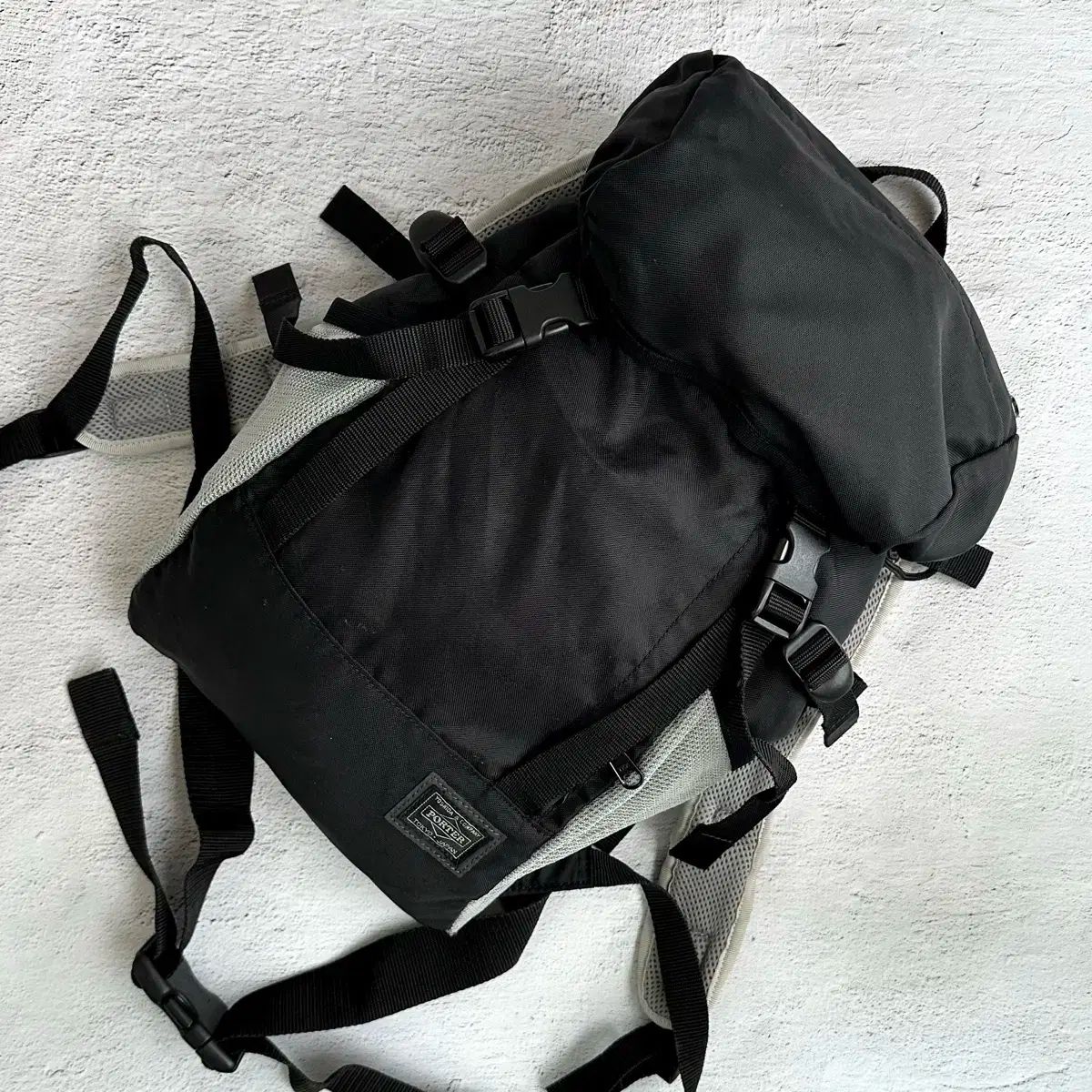 【雷市場（ポンジャン）商品韓国直送】 吉田ポーター（ porter ） 軽量 スポーツ リュックサック リュック リュックサック