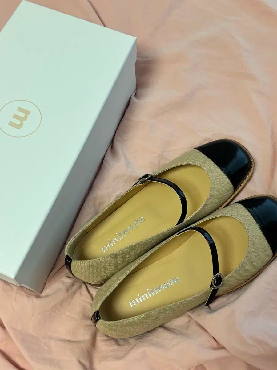 HERMES(エルメス) バレリーナ HERMES バレリーナ スカーフ HERMES