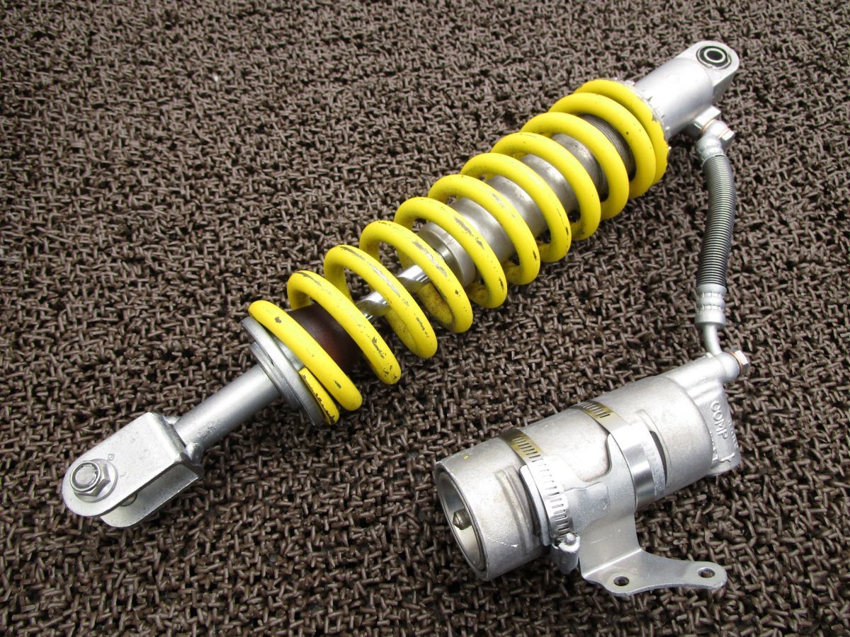 ハーレー　純正　03年式FLSTS ダンパー サンダンス　フロントダンパーカラー ハーレー純正03年式FLSTS ダンパー サンダンスフロントダンパー