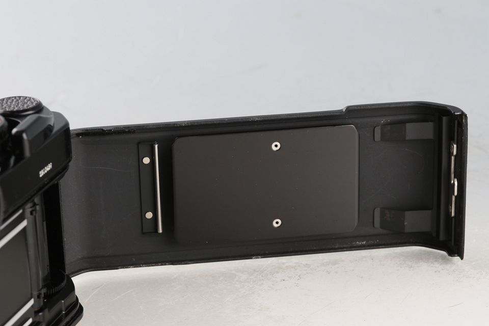 Nikon FE 2 35 mm SLR Film Camera 60867 D 3