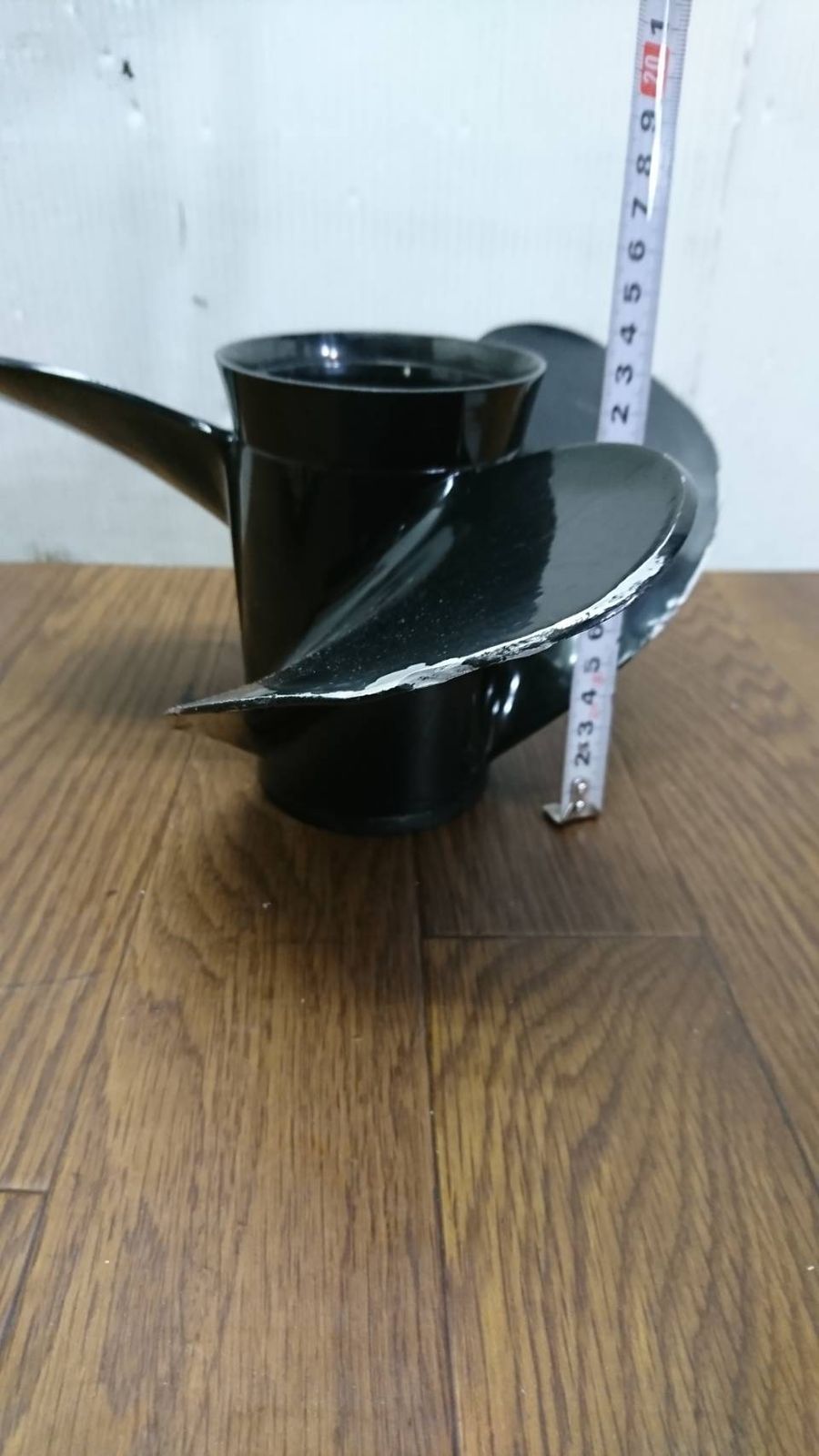 D57665 船外機 プロペラ F  10.38×14P ジャンク商品 S57665 船外機 プロペラ F 10.38×14P ジャンク商品 - メルカリ