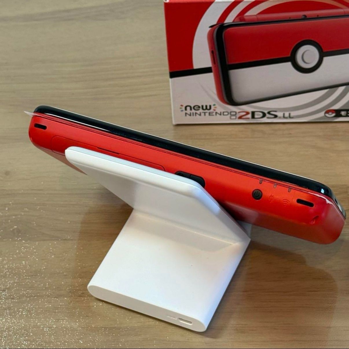 7-065 Newニンテンドー2DS LL モンスターボールエディション USTAUSTRALIA_COM_AU