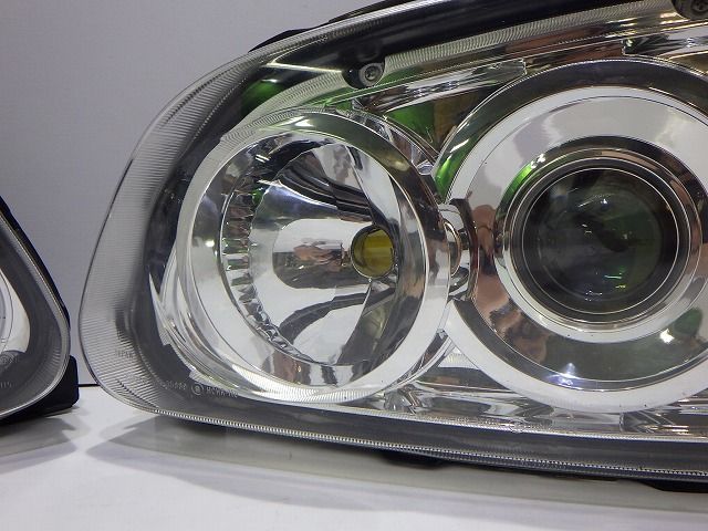 プロフィア レンジャー ヘッドライト左右 HID ユニット 100-35015 24V 純正品 コーティング 250910019A