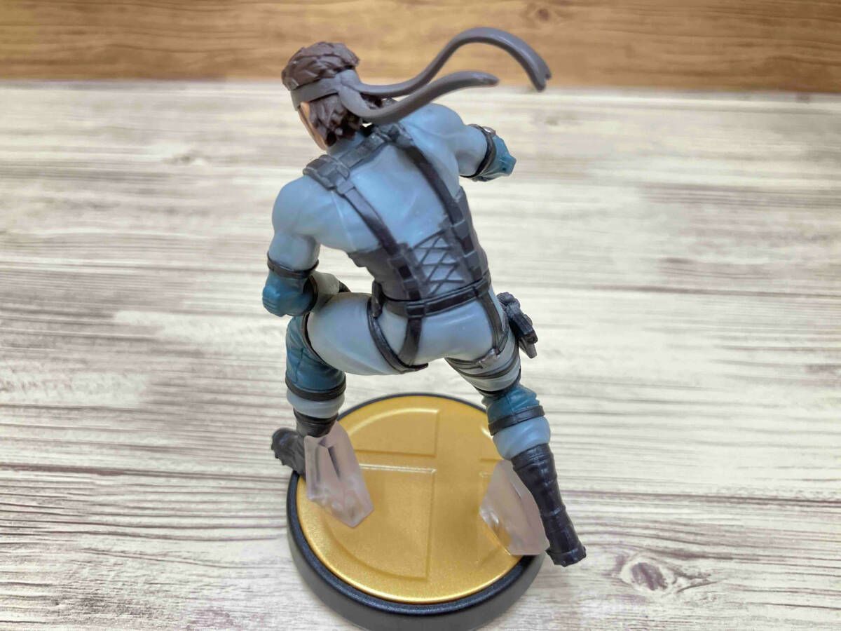 新品　メタルギア　amiibo スネーク　大乱闘スマッシュブラザーズシリーズ Amazon.co.jp: amiibo スネーク(大乱闘スマッシュブラザーズ