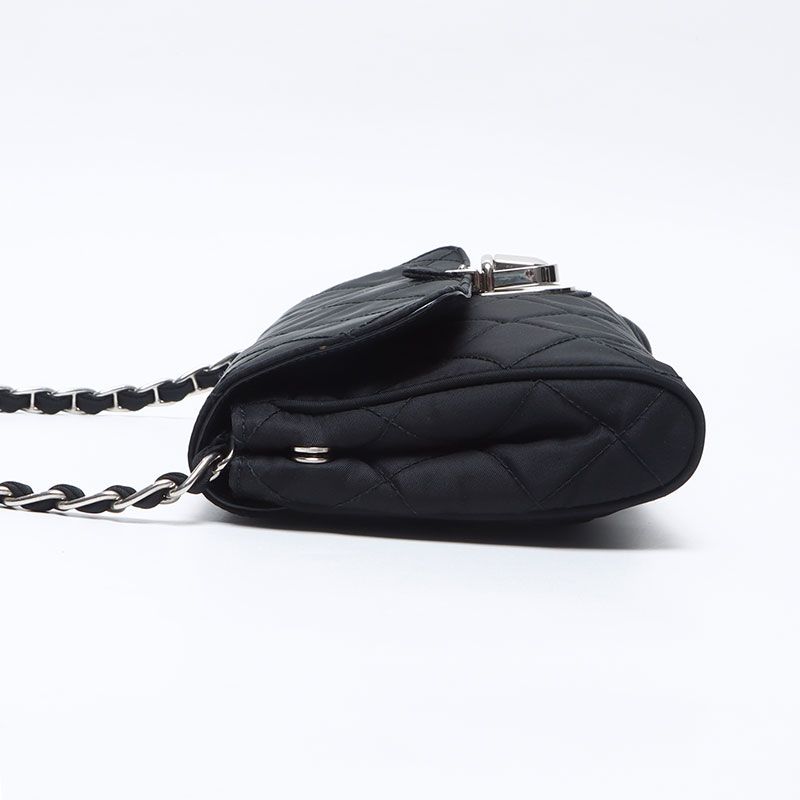 PRADA プラダ ショルダーバッグ ナイロン キルティング チェーン