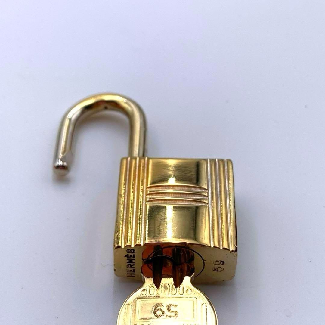 HERMES エルメス カデナ 59番 ゴールド 24Kメッキ 鍵付き 南京錠 HERMES エルメス カデナ 59番 ゴールド 24Kメッキ 鍵付き 南京錠