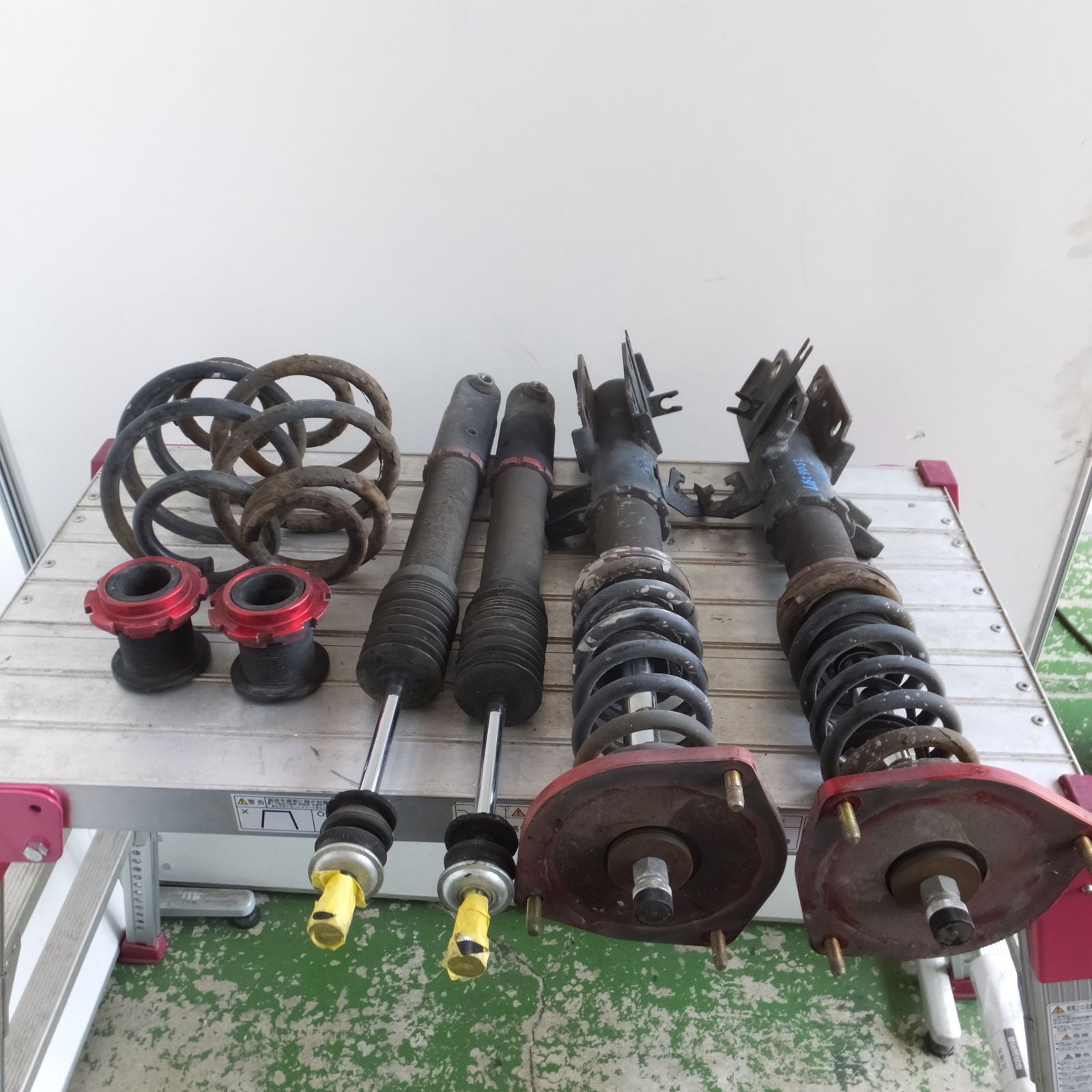 ◆GJ系 アテンザ BLITZ サスペンション DAMPER ZZR 車高調 ブリッツ ダンパー ZZ-R 62 67 205.05.5 62.220.005 現状品◆