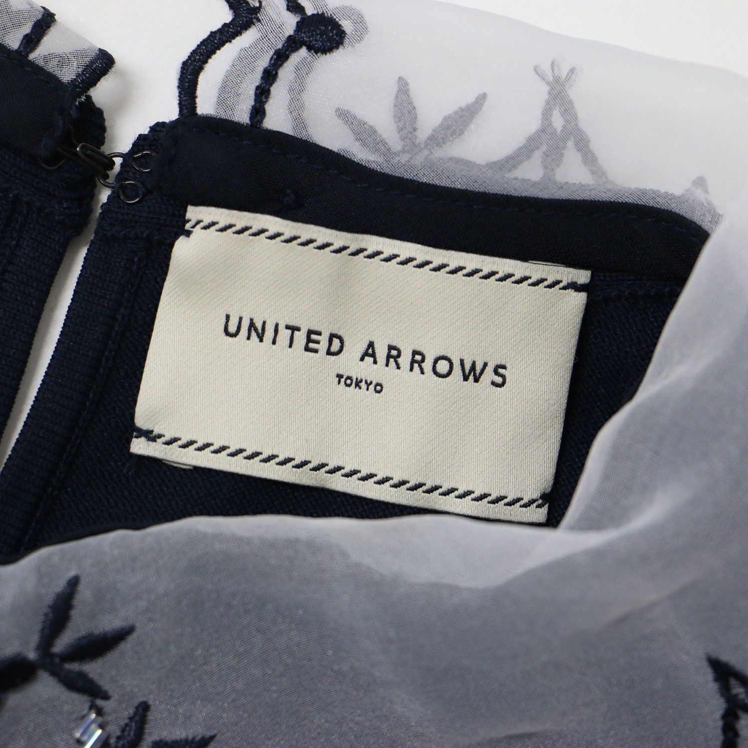 美品】UNITED ARROWS ユナイテッドアローズ ニット ネイビー 紺