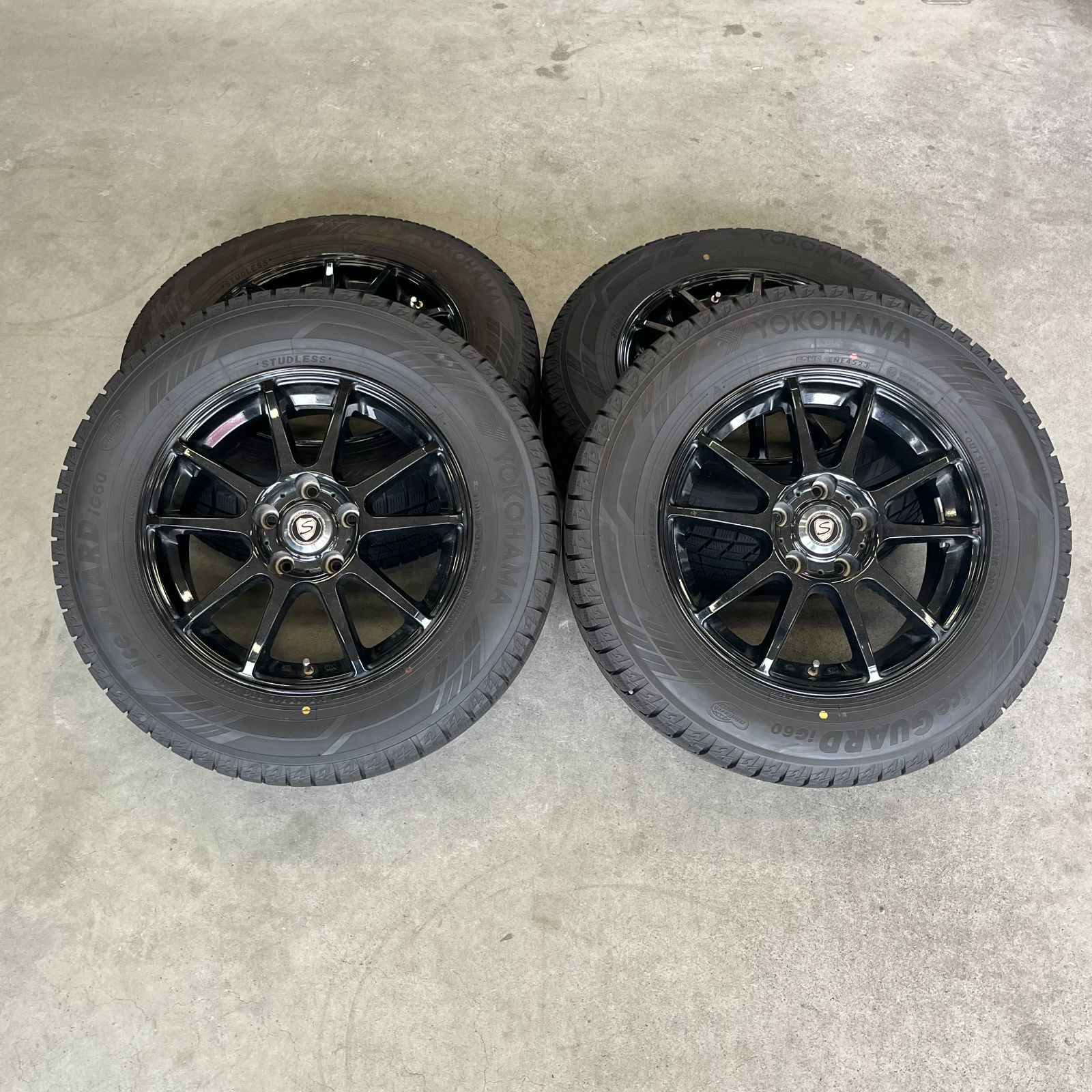 アルファード 215 65 16 スタッドレスタイヤ アルミホイール B-84