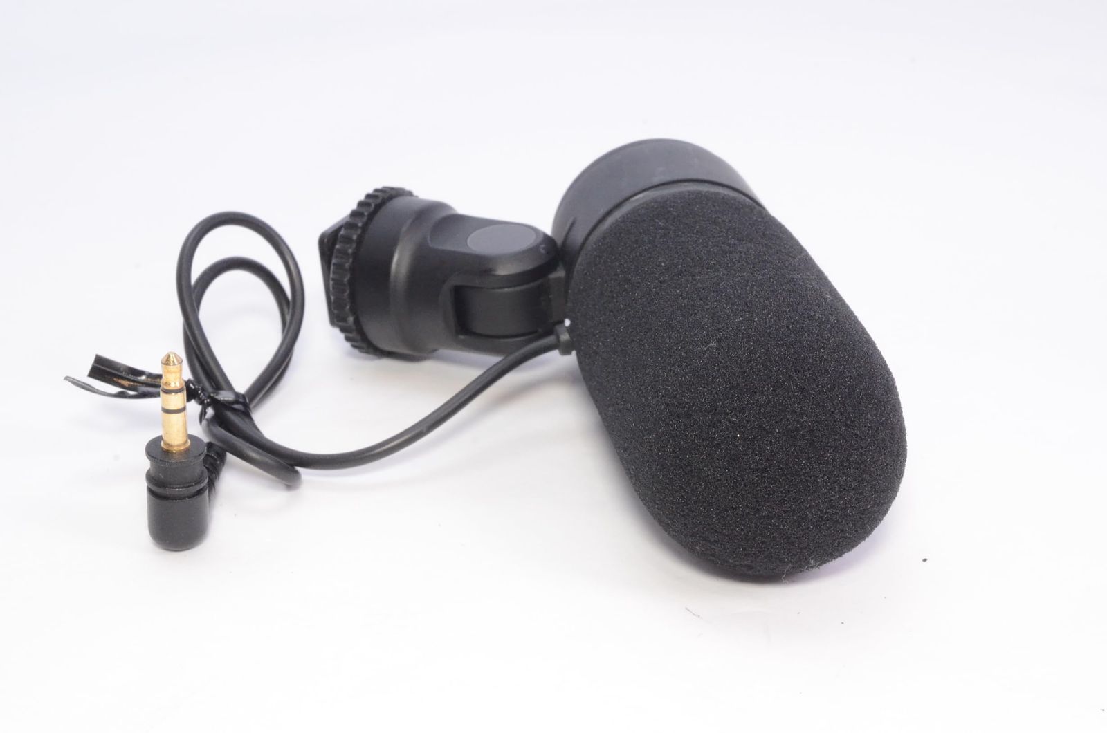 ステレオマイクロフォン