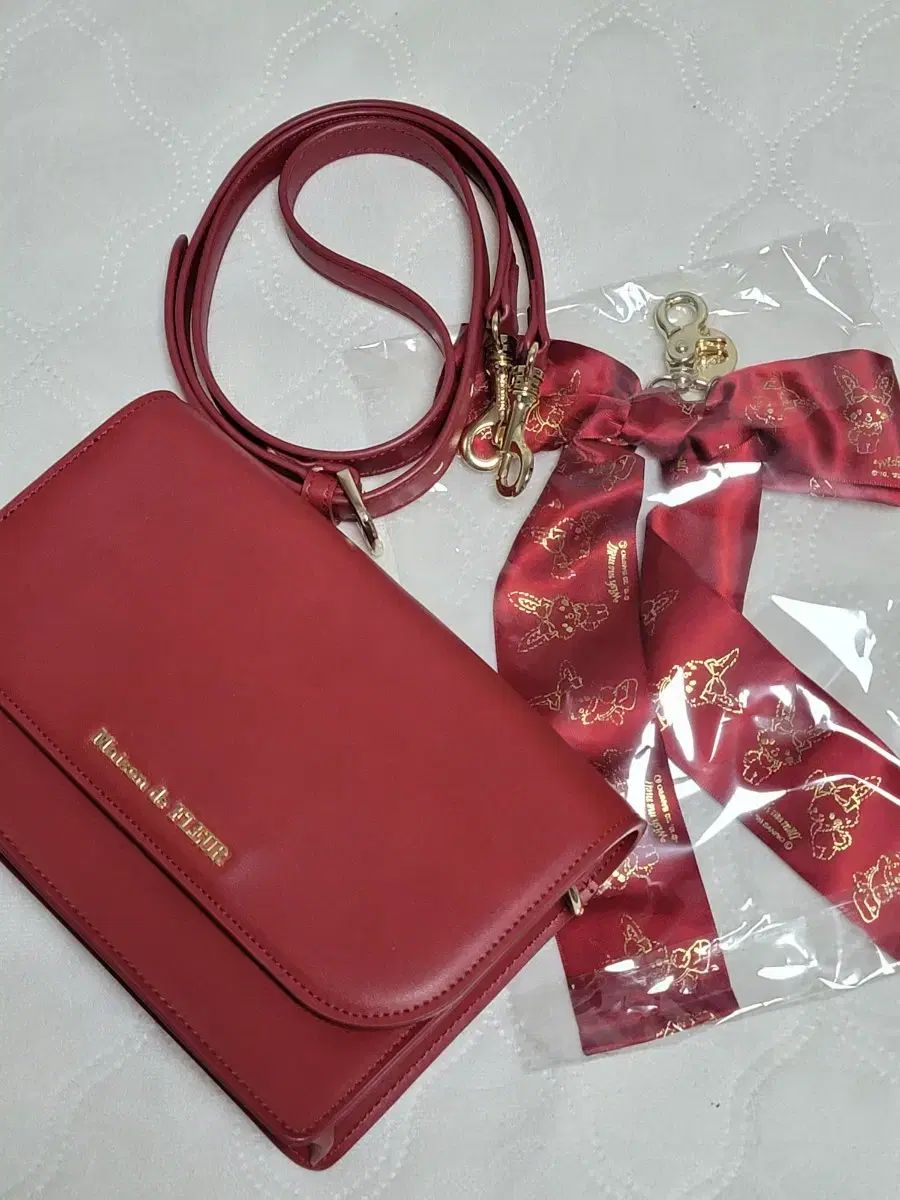 【人気】Chloe クロエ リリィ 3つ折り財布 人気】Chloe クロエ リリィ 3つ折り財布 クロエ(Chloe) 三つ折り財布