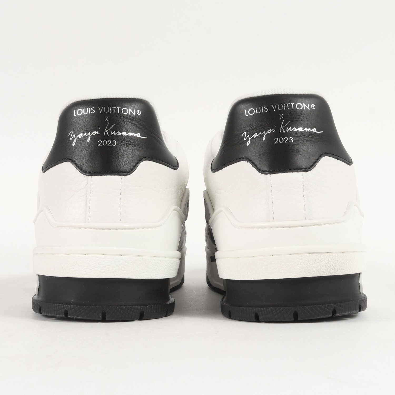 美品✨LOUIS VUITTON 草間彌生 スニーカー ドット柄 レザー 白 LOUIS VUITTON(ルイヴィトン) 草間彌生スニーカーMS1212 MS1212