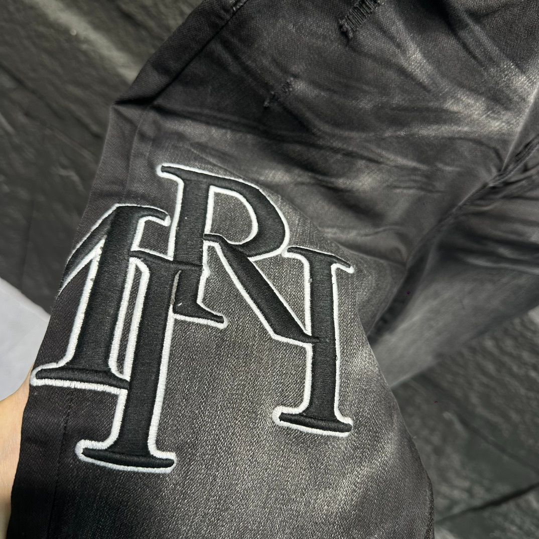 AMIRI アミリ スキニー ジーンズ フィット ストレート デニム