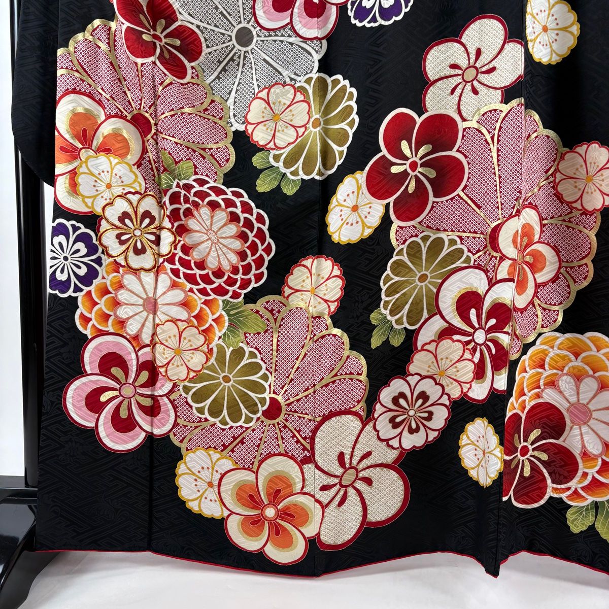 振袖 身丈167cm 裄丈69cm L 袷 Reina Triendl 落款 菊 梅 金彩 黒 正絹