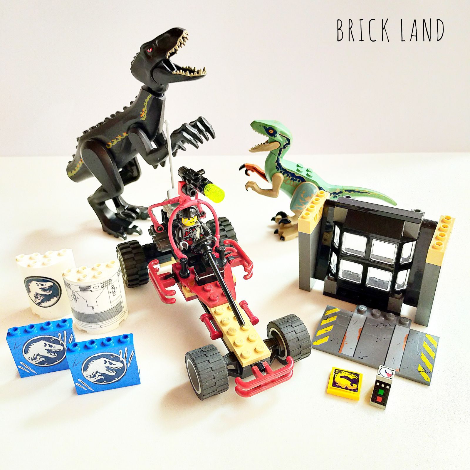 12月スーパーSALE 15％OFF】 レゴ LEGO Dino Attack Urban Avenger vs