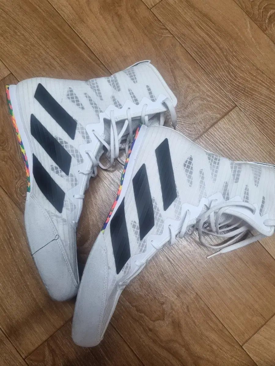 adidas アディダス