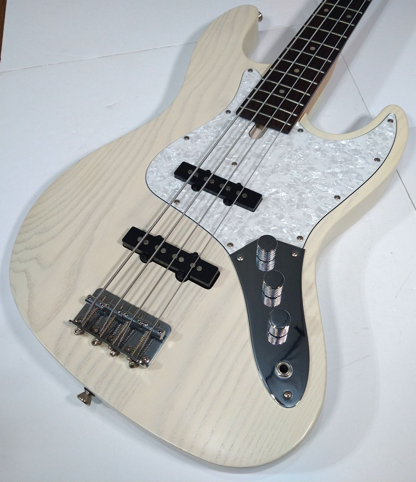 Bacchus WJB-400R ASH ホワイト ジャズベース JAZZ BASS