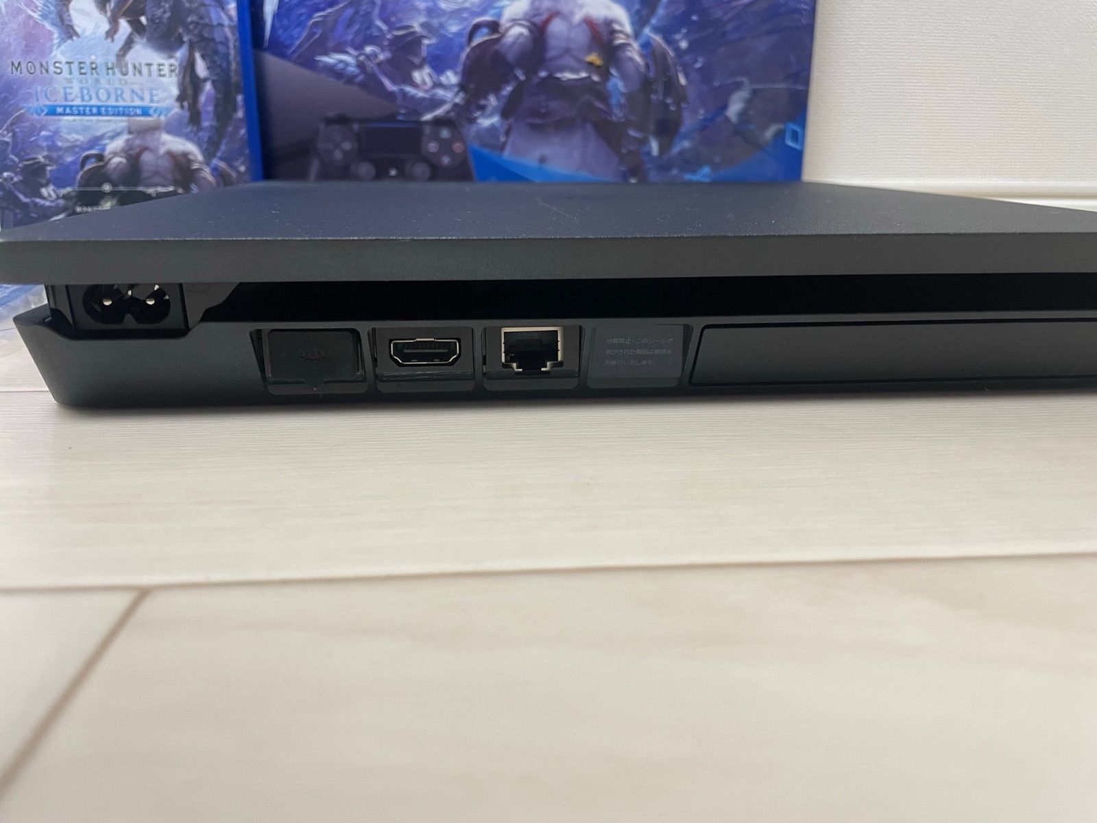 PS4本体　CUH-1000A　500GB　ジェットブラック　新品