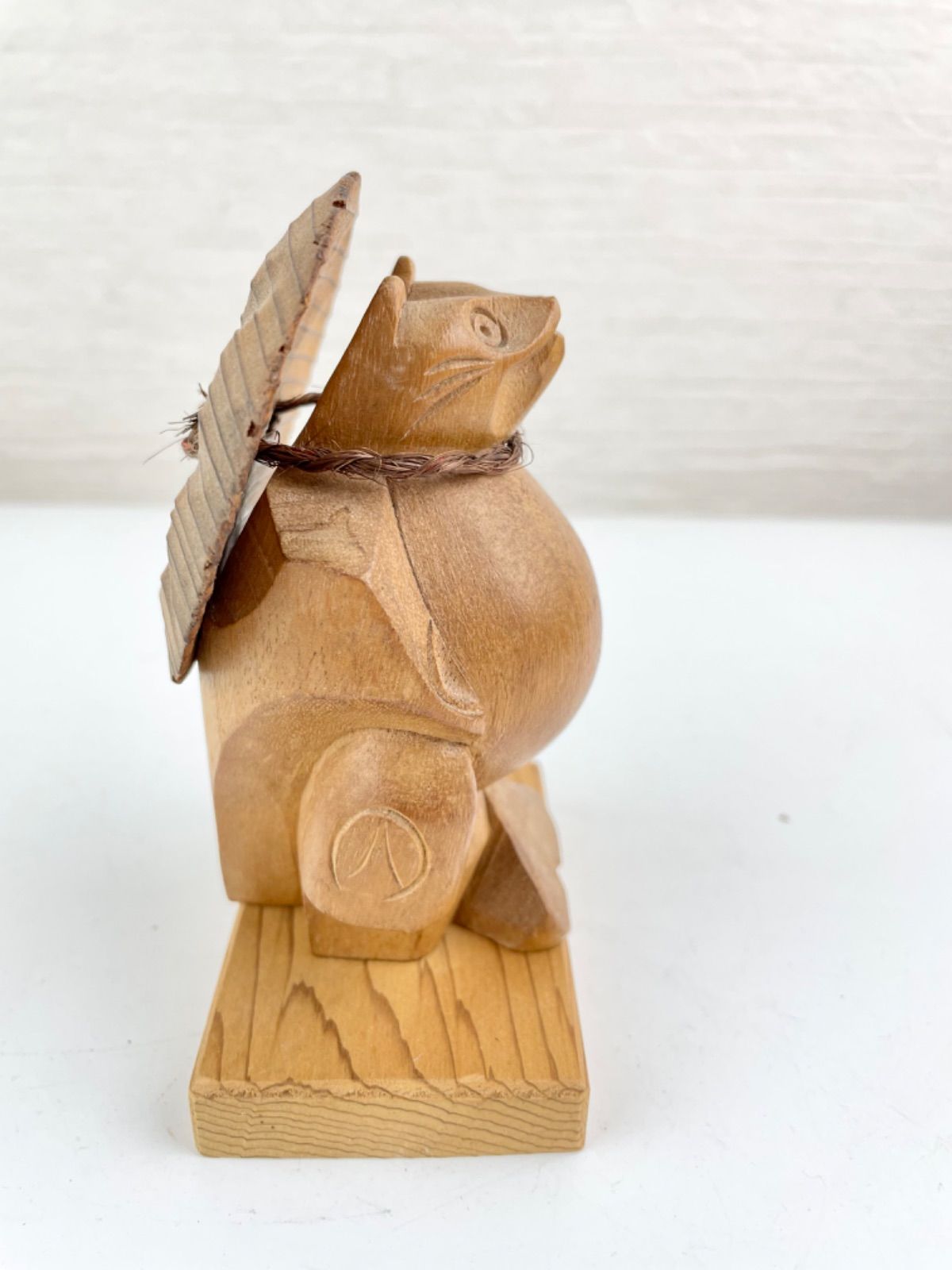 お宝☆木彫りのタヌキの置き物超縁起物♪商売繁盛に！