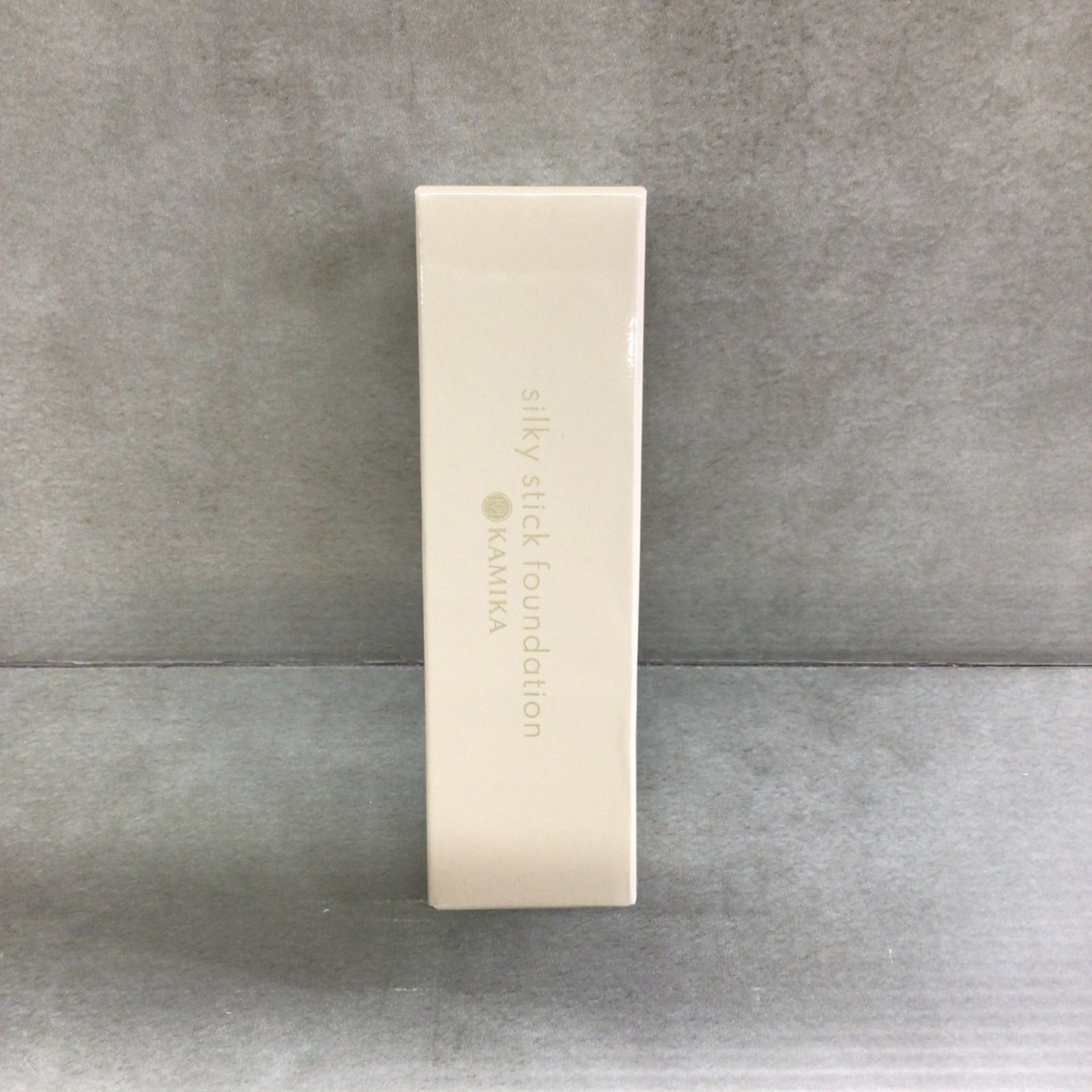 P47 KAMIKA シルキースティックファンデーション ベージュ SPF50 PA 11g 260325