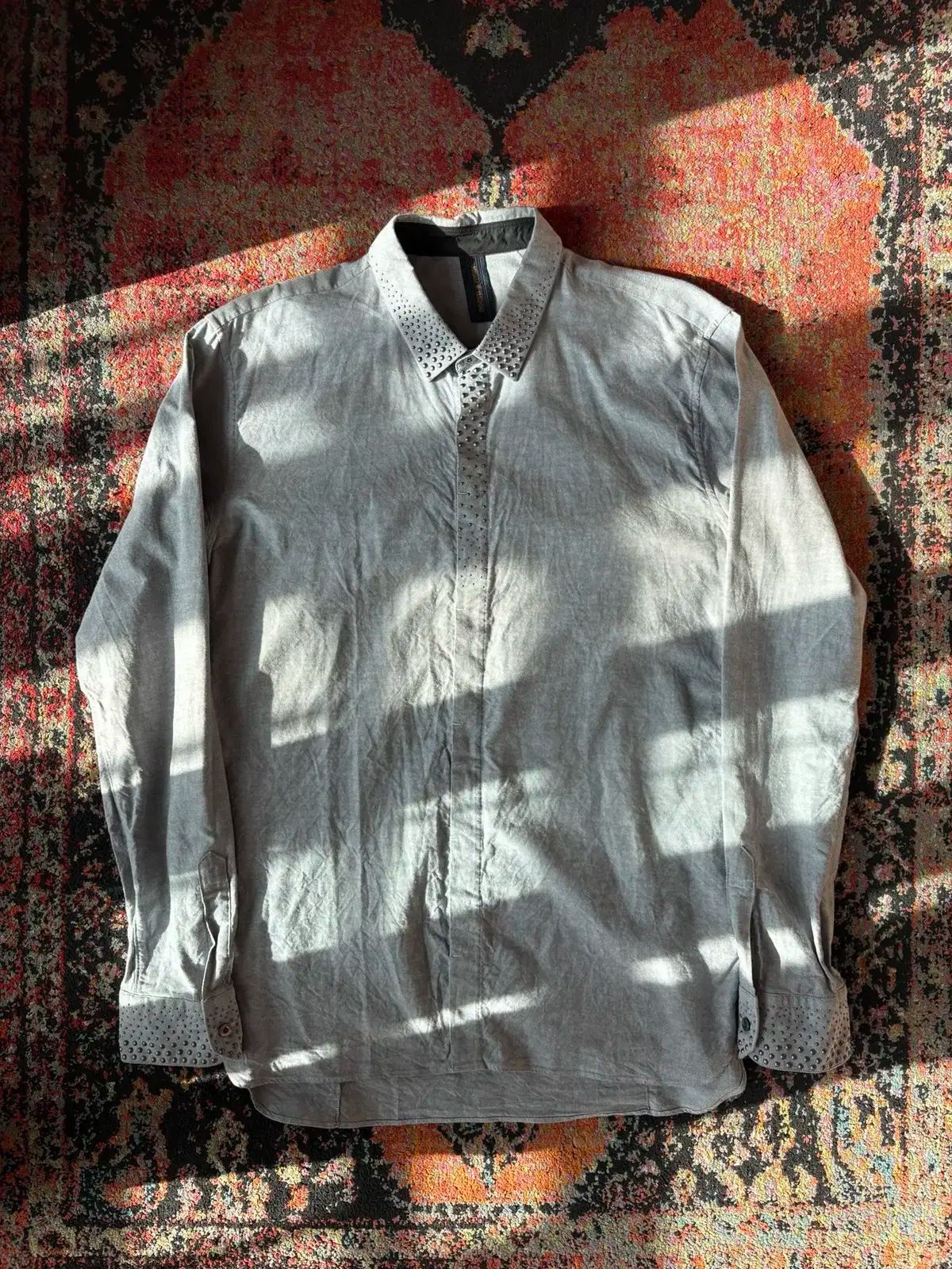 ミハラ Maison MIHARA YASUHIRO (メゾンミハラヤスヒロ) スタッズ