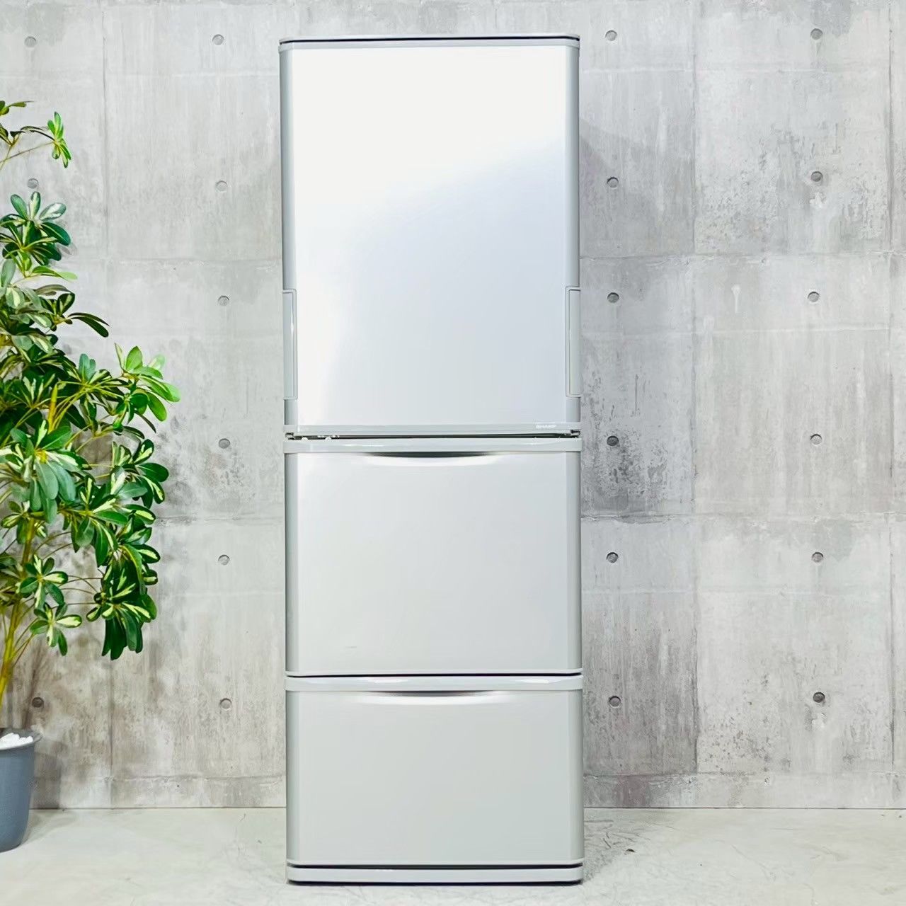 ️SHARP a4135 3ドア冷蔵庫 350L 2020年製 15 ️