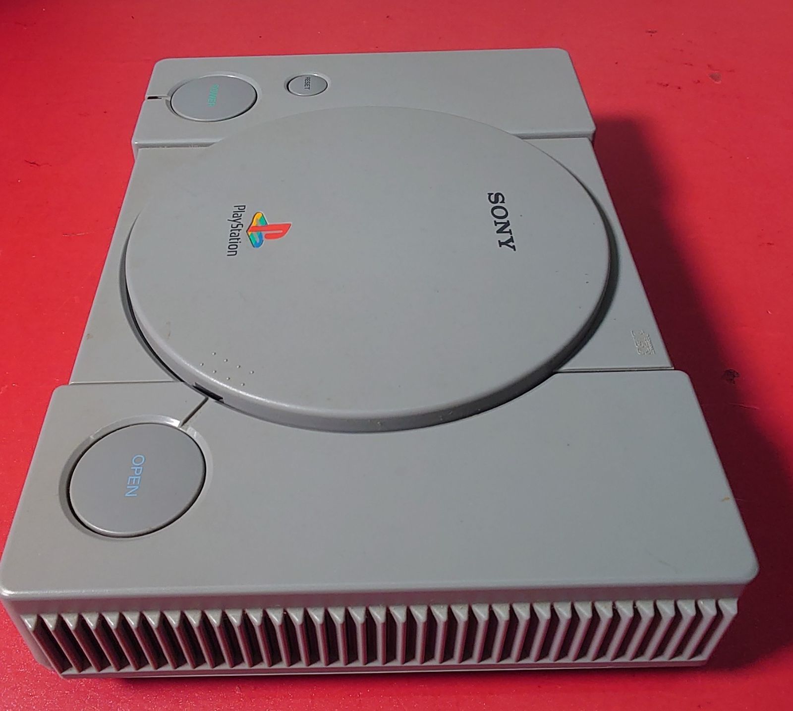□プレイステーション本体(SCPH-7000) ゲーム機本体