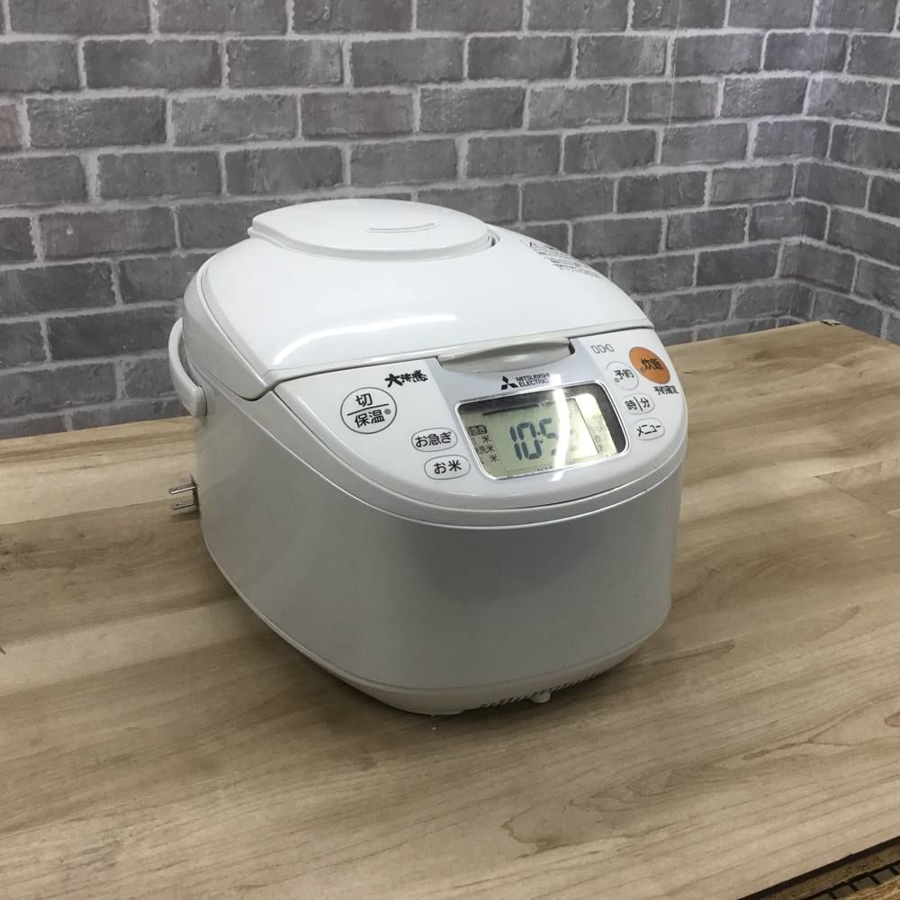 Amazon | 三菱電機 IHジャー炊飯器 5.5合炊き ホワイト NJ-NH106-W | 三菱電機(MITSUBISHI ELECTRIC) |  炊飯器 通販