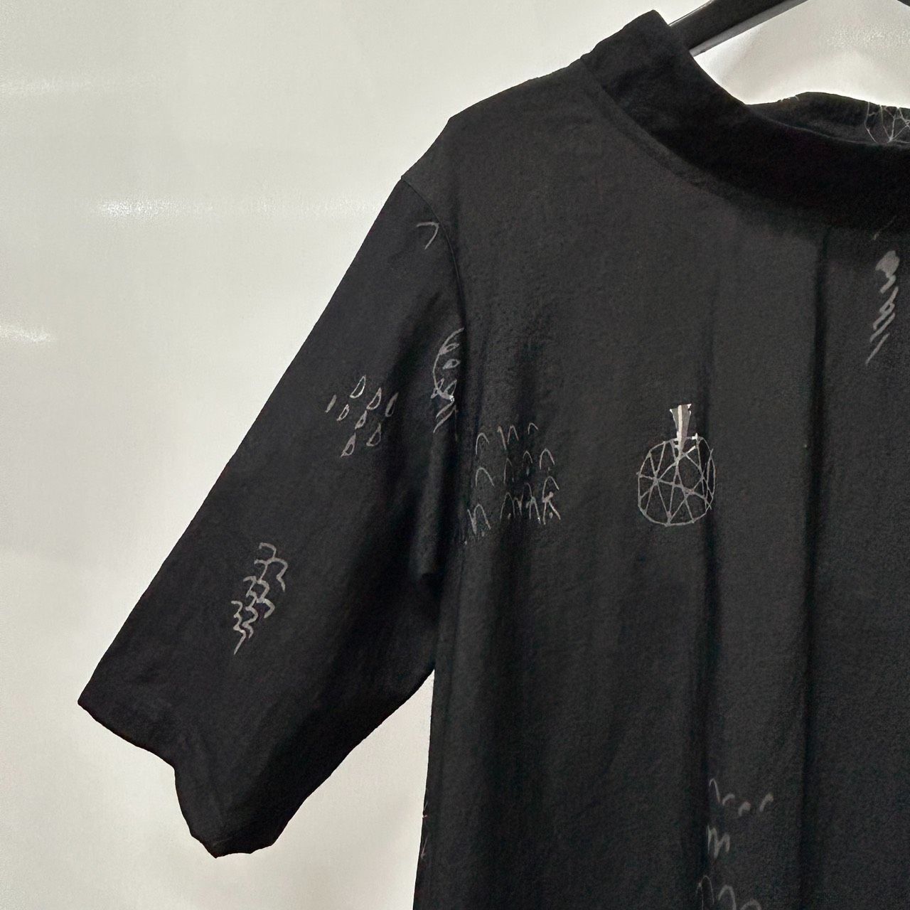 アドベンチャー 慈雨 40 ブラック系 半袖 ワンピース 総柄 変形 チュニック レディース ゆったりシルエット 日本製 センソユニコ マツオ ジウ ジュエリー