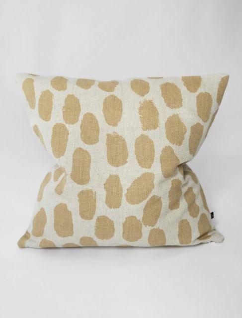 FINE LITTLE DAY | DOTS CUSHION COVER - SAND (no.1630-SA) | 48x48cm クッションカバー ファインリトルデイ