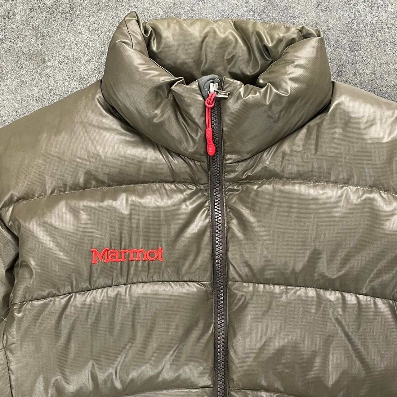 Marmot 825 Fill Power Down Jacket Full Zip マーモット ダウンジャケット 825フィルパワー ジップアップ  ロゴ刺繍 ダウン90%入り 軽量 メンズ ライトダウン MJD-F0014 - メルカリ