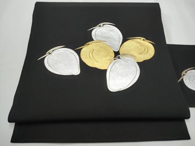 平和屋着物●九寸名古屋帯　刺繍　成物　黒地　金銀彩　正絹　逸品　CAAY9634hy 平和屋着物○九寸名古屋帯 刺繍 成物 黒地 金銀彩 正絹 逸品