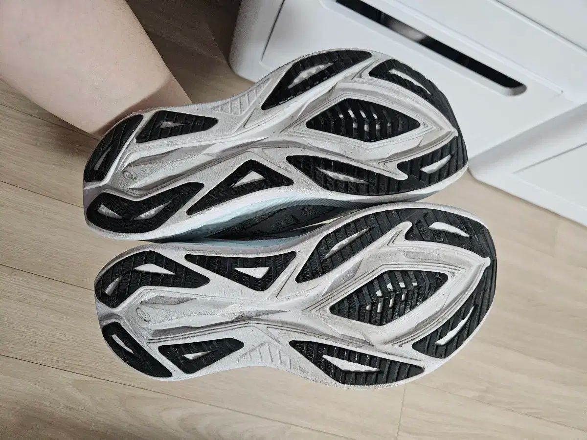 アシックス SUPERBLAST 2 クールグレー