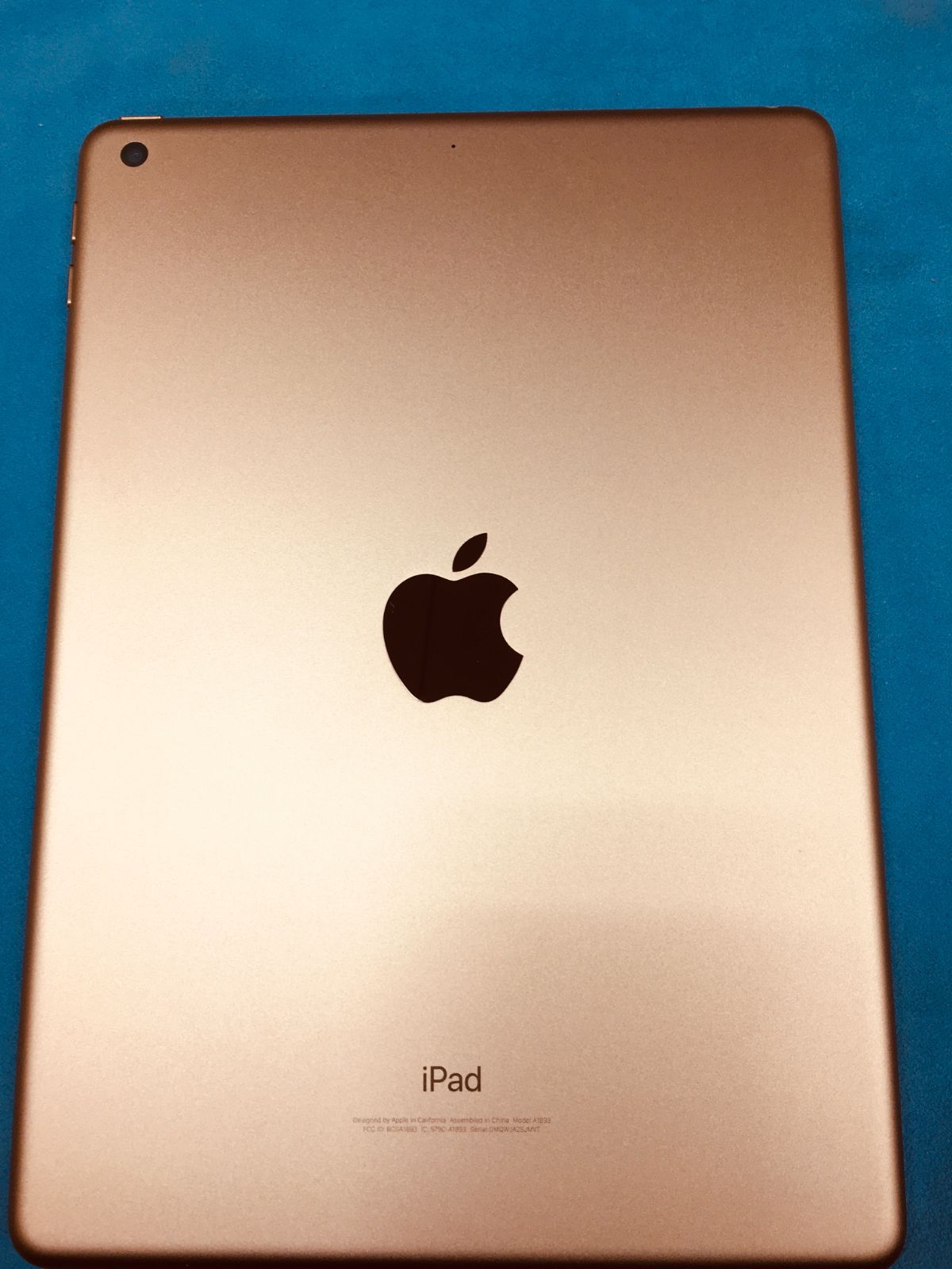 極美品Apple iPad ゴールド　第6世代　128GB belando_ipad6-