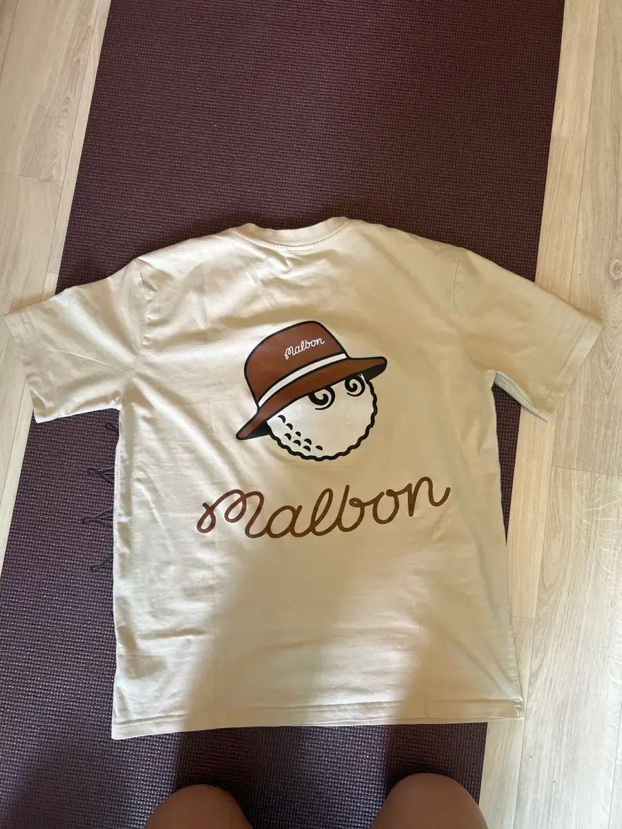 Tシャツ アイボリー