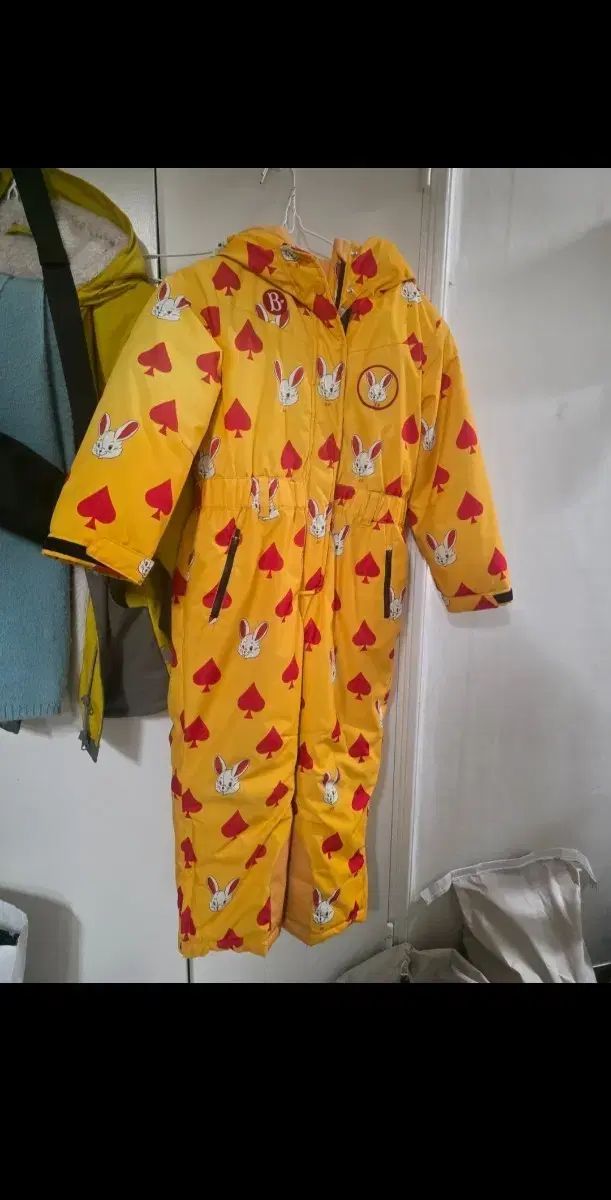 イェロー うさぎ|スペード パータン ユア YOOA 防寒 宇宙服