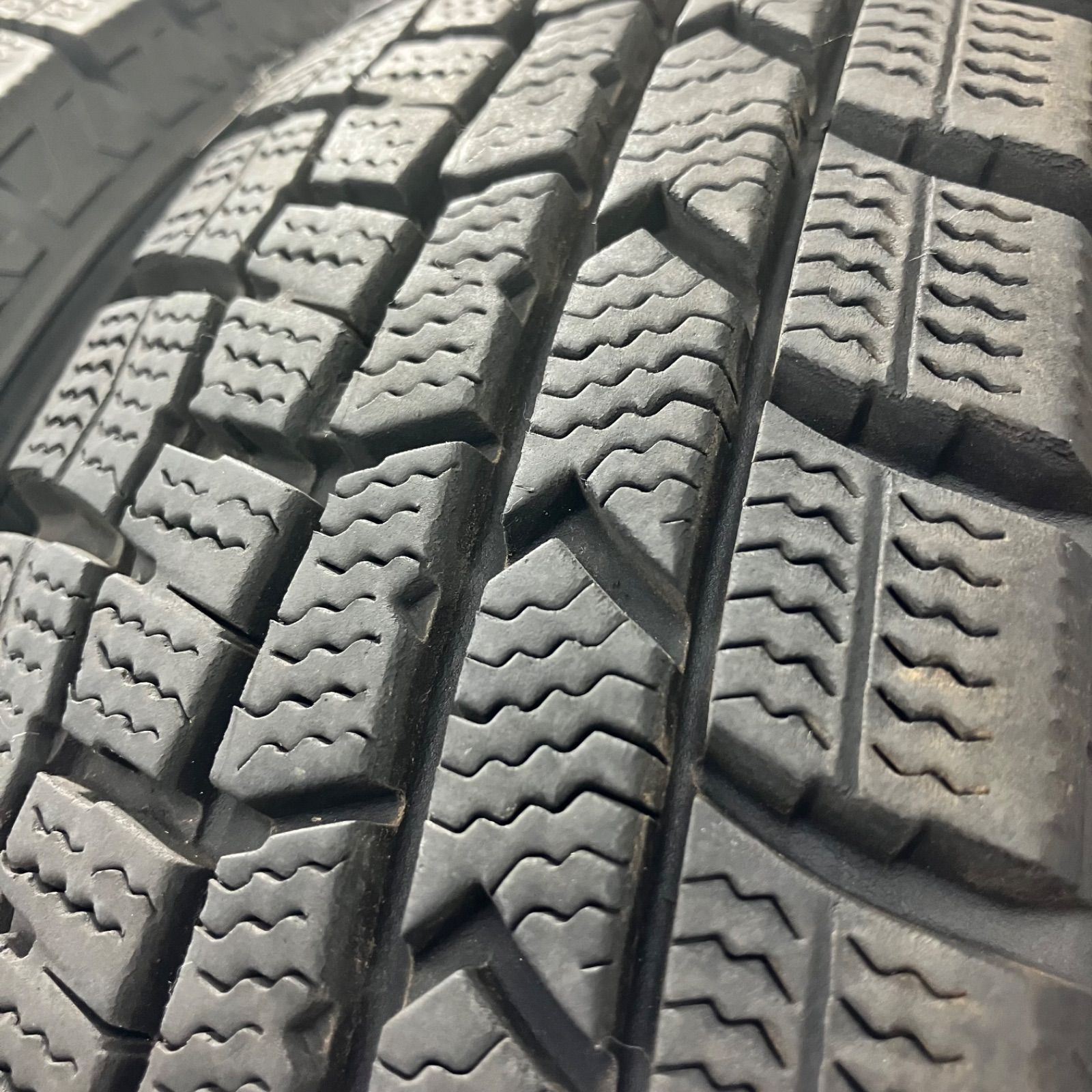 ミラ スタッドレスタイヤ