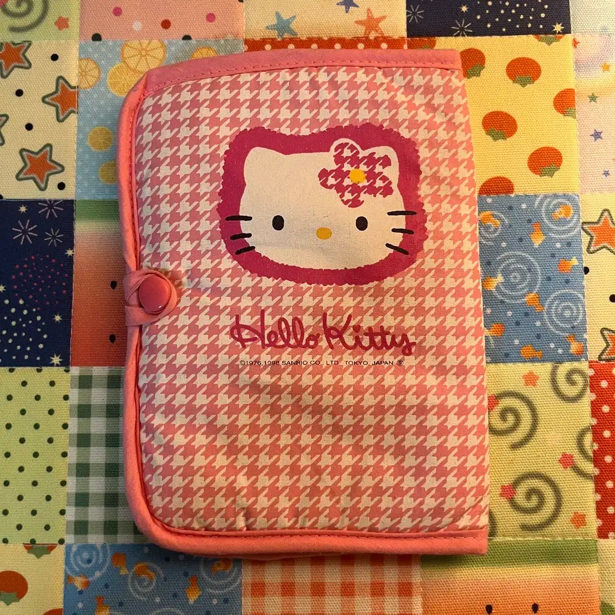 希少 ハローキティ カオハナ ビニールポーチ クリアペンポーチ