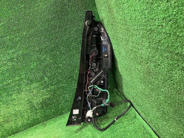 N-BOX JF4 左テールランプ テールライト カスタム G L ホンダセンシング イチコ D186 33551-TTA-J01 PB89P