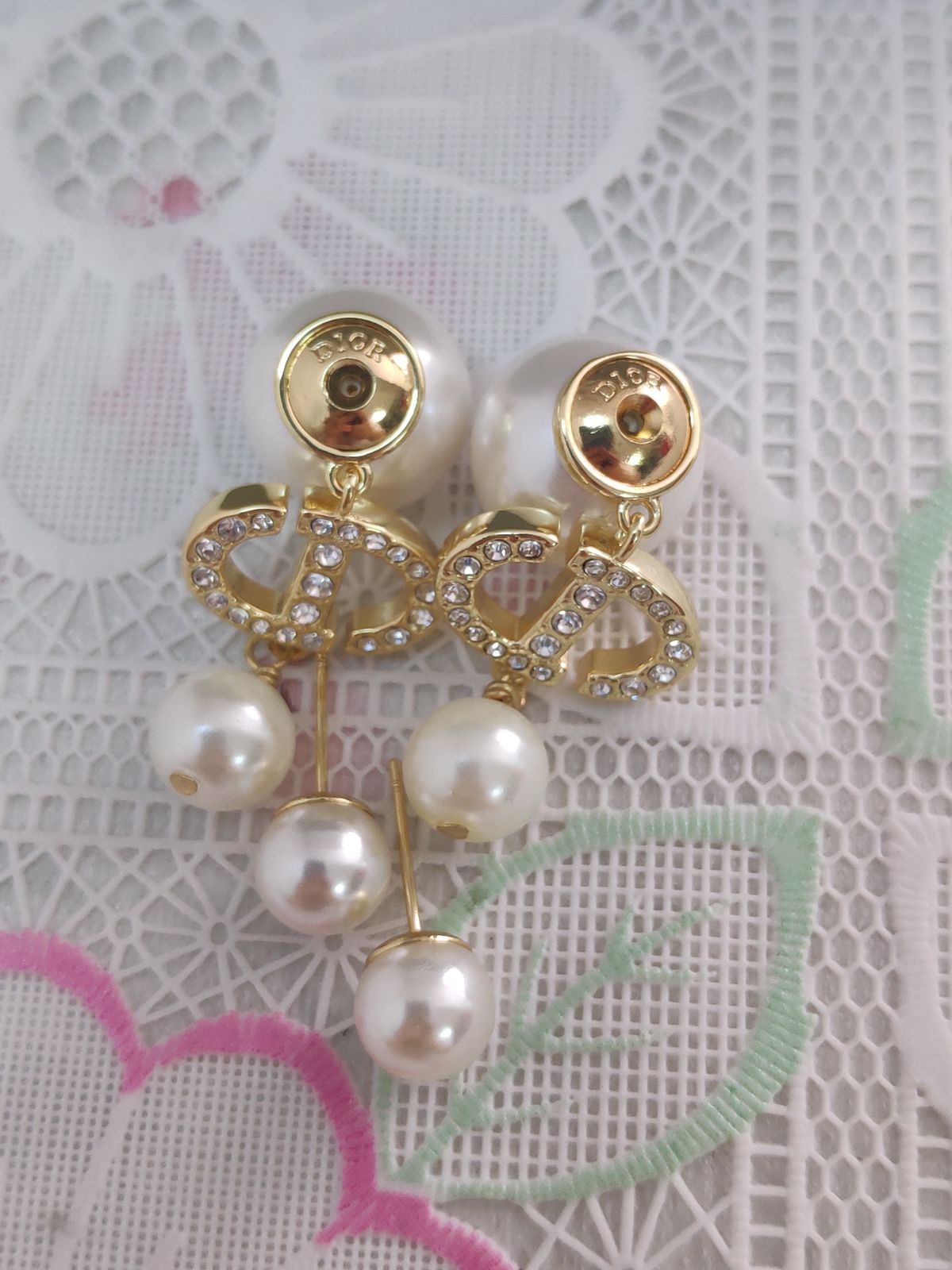 Dior パール付きゴールドピアス ディオール/パール ゴールド ピアス