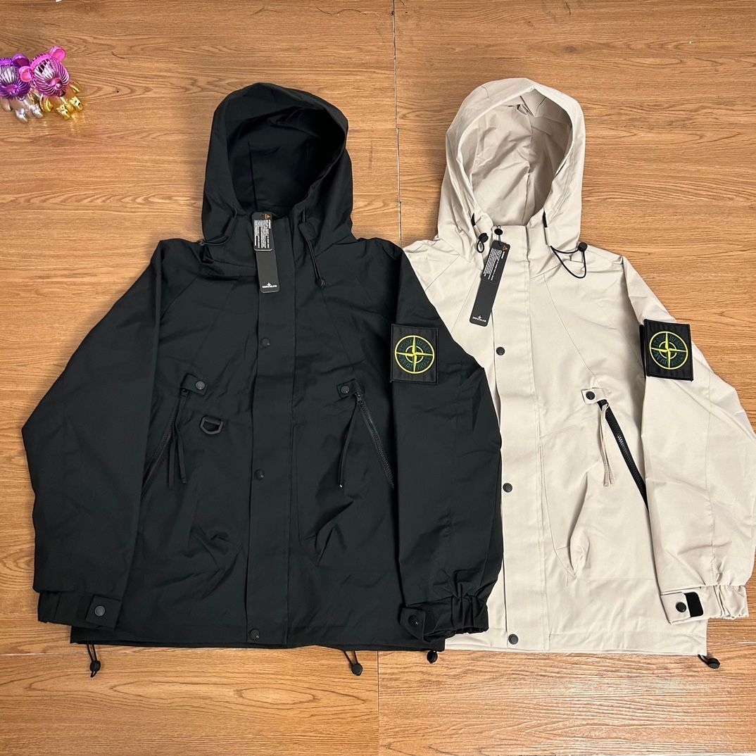 STONE ISLAND ストーンアイランドフード付きマウンテンパーカー