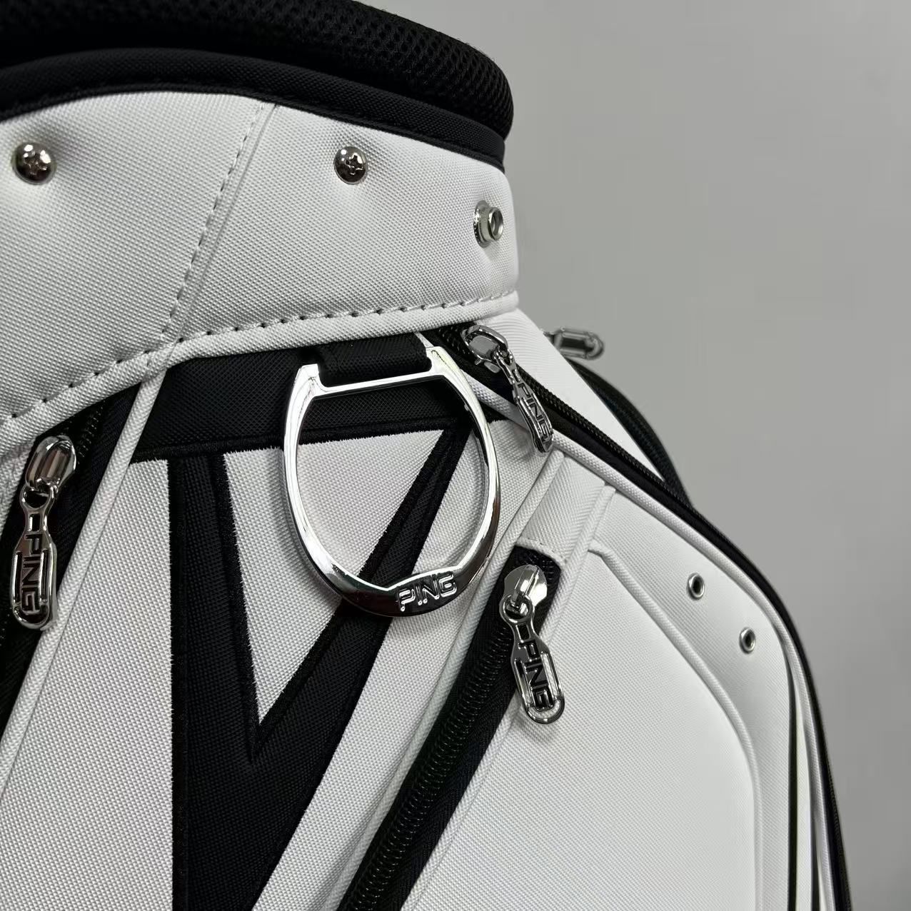 キャディバッグ