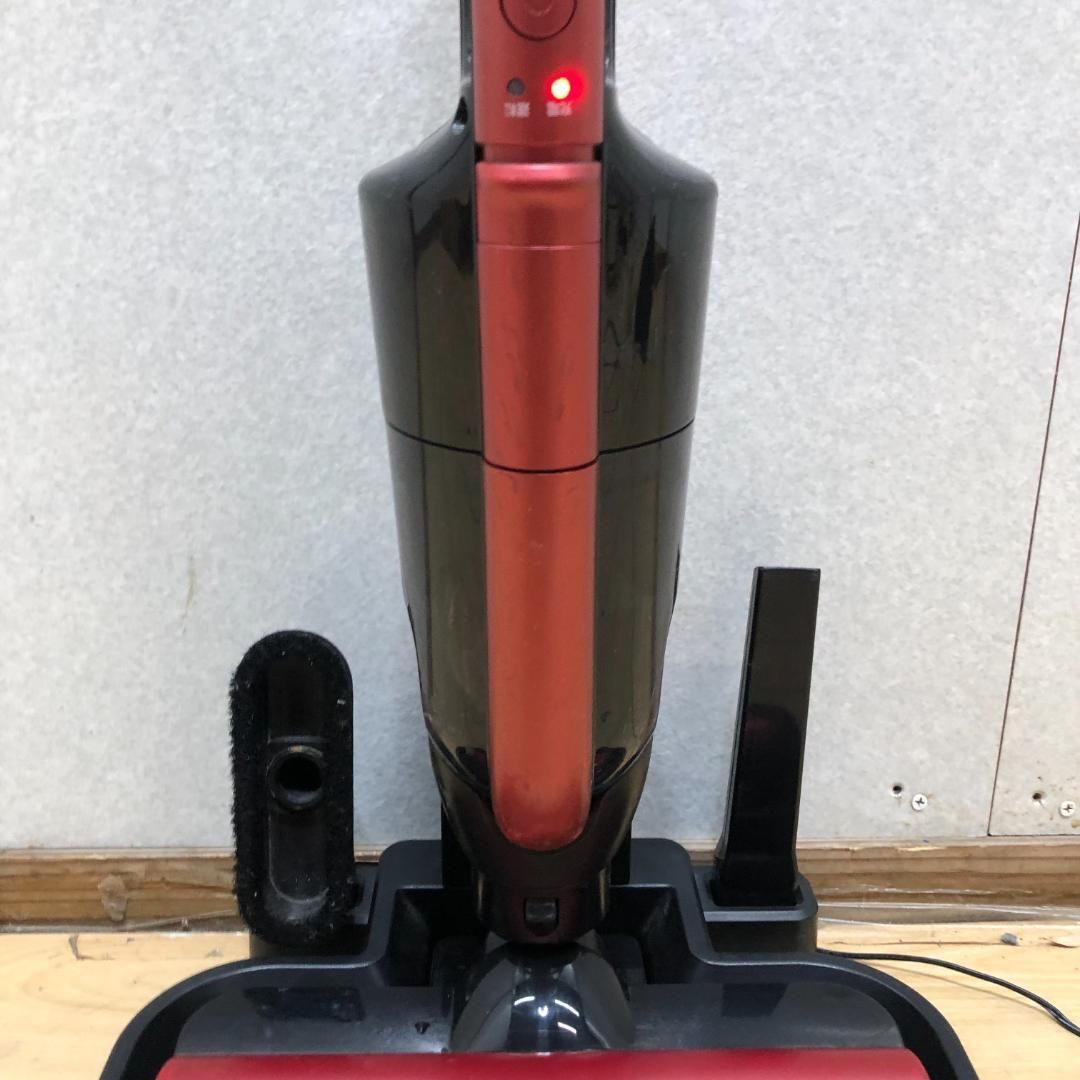 展示品 未使用品 東芝 VC-WL100 サイクロン掃除機 スティッククリーナー コードレスクリーナー ハンディクリーナー TOSHIBA サテンレッド